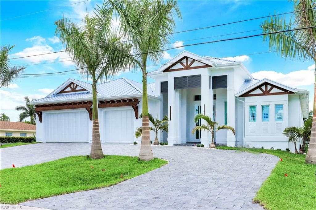 5311 Mayfair CT