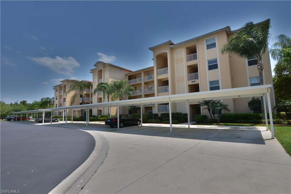 8451 Kingbird LOOP 338 ESTERO, FL 33967
