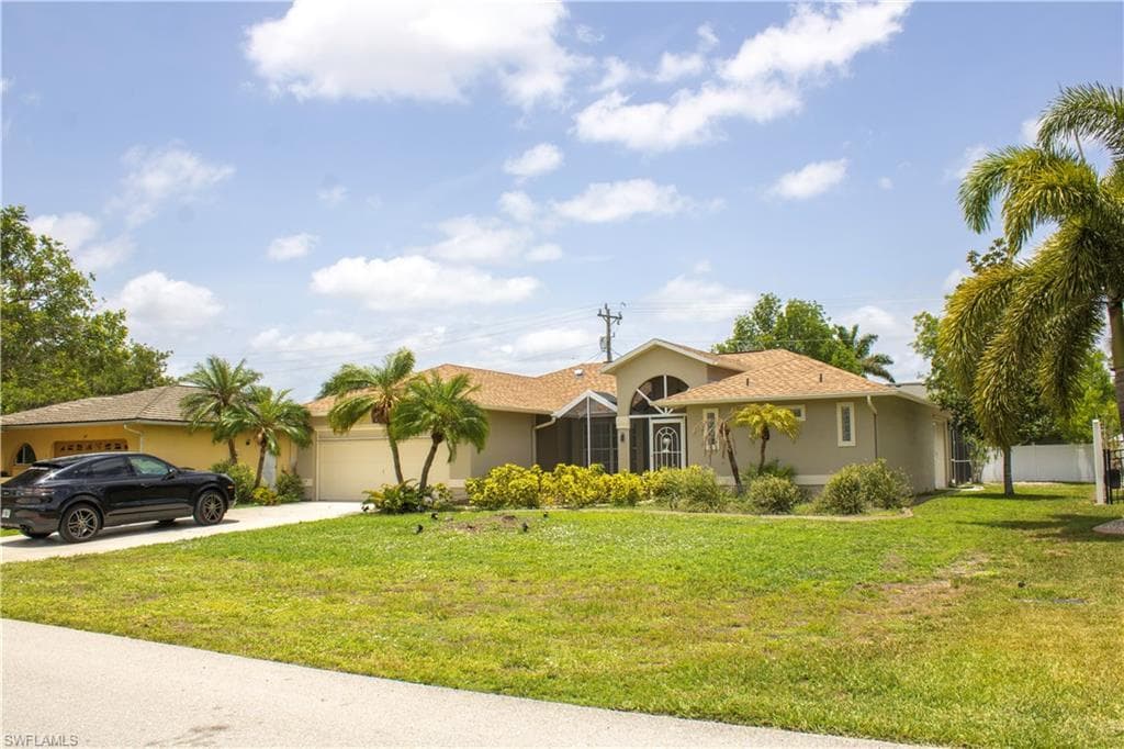 1811 SE 21st ST CAPE CORAL, FL 33990
