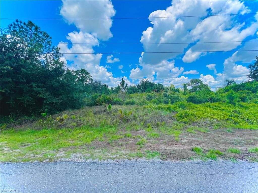 820 McKinley AVE LEHIGH ACRES, FL 33972