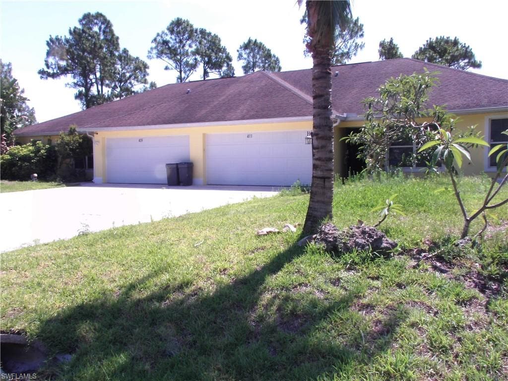 411 Chalet AVE S LEHIGH ACRES, FL 33974