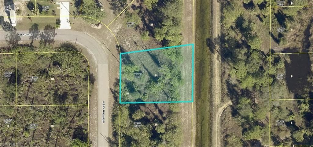 335 Western AVE S LEHIGH ACRES, FL 33974