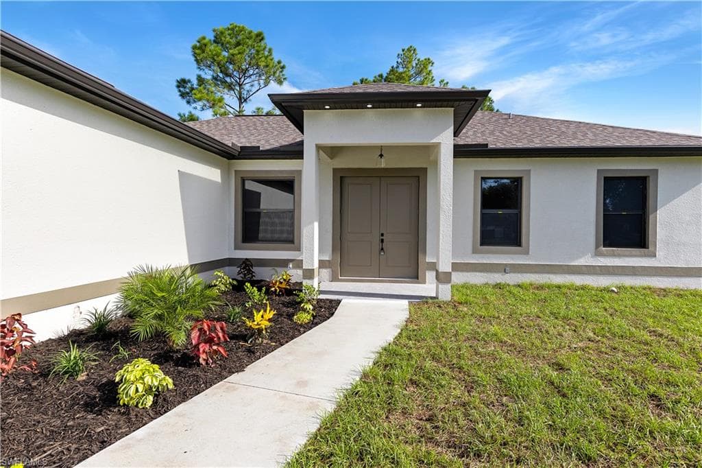 3206 18th ST W LEHIGH ACRES, FL 33971