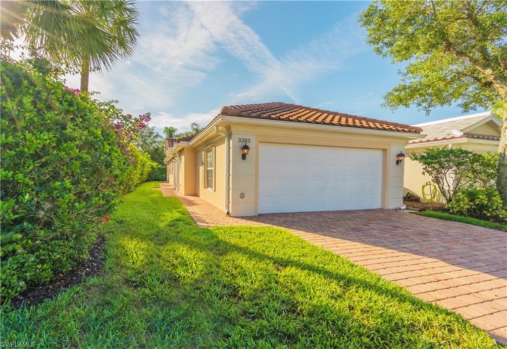 3383 Cayman LN NAPLES, FL 34119