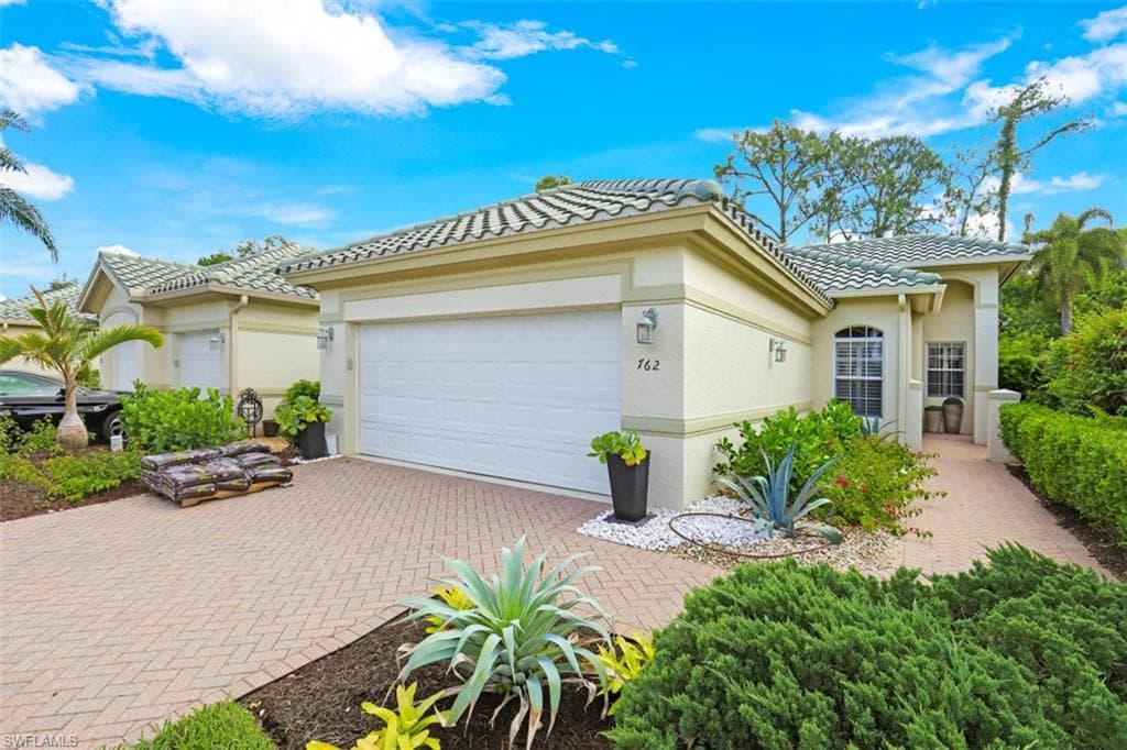 762 Vistana CIR 56 NAPLES, FL 34119