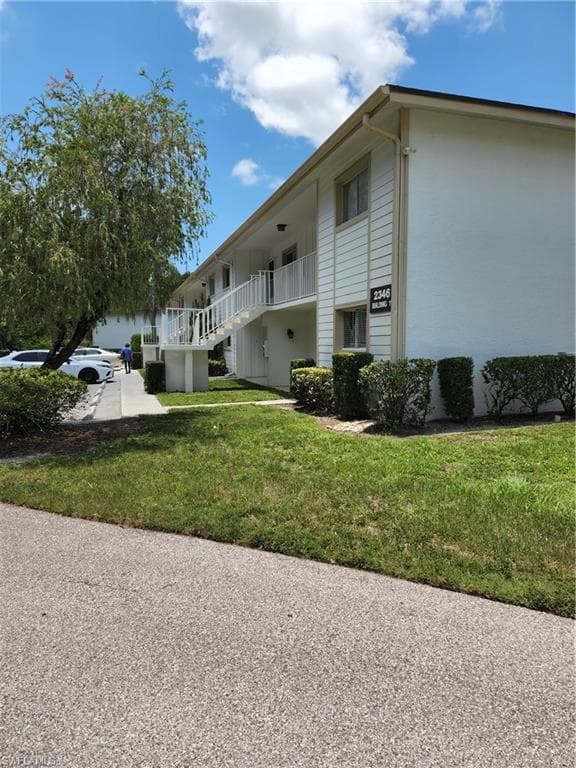 2346 Naples Trace CIR 1107 NAPLES, FL 34109