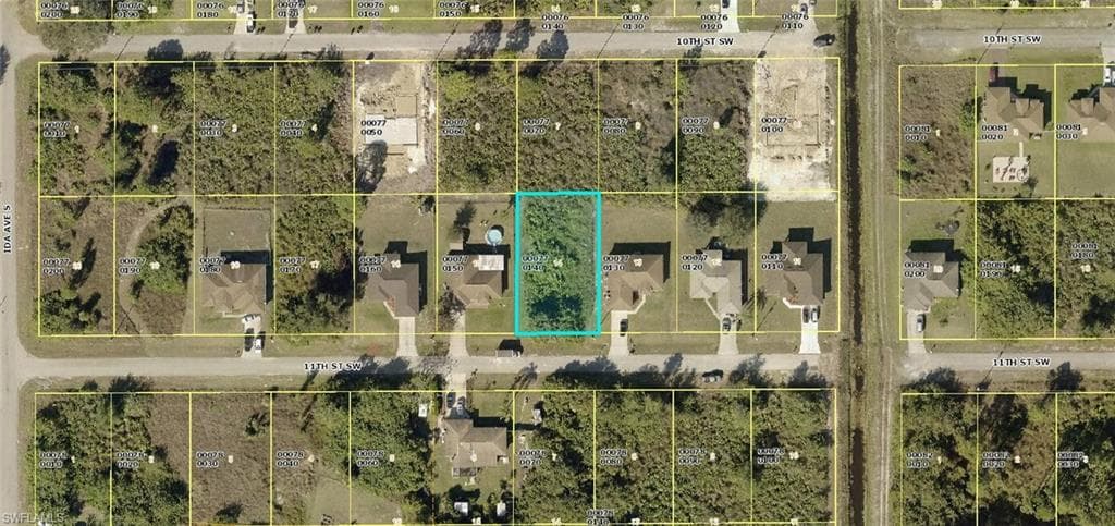 2806 11th ST SW LEHIGH ACRES, FL 33976