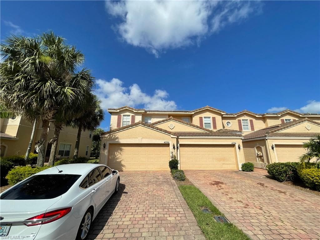 4096 Cherrybrook LOOP FORT MYERS, FL 33966
