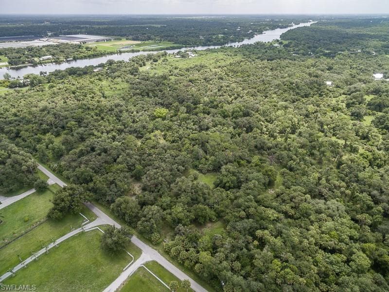 17891 Cypress Creek RD ALVA, FL 33920