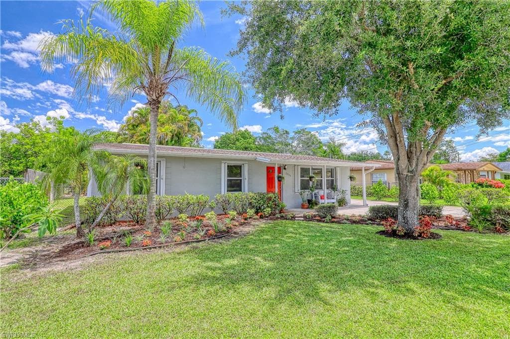 1355 Rordon AVE NAPLES, FL 34103