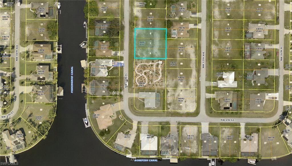 413 NW 37th PL CAPE CORAL, FL 33993