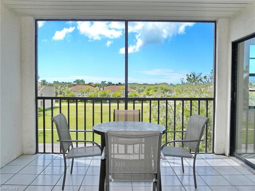 1012 Anglers CV D-409 MARCO ISLAND, FL 34145