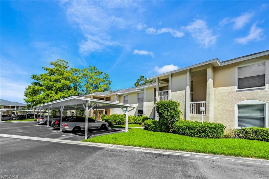645 Squire CT 104 NAPLES, FL 34104