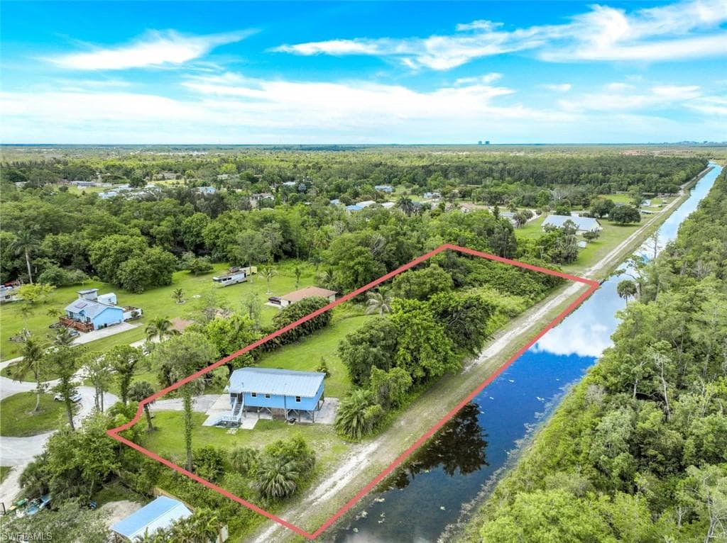 5202 Cypress LN NAPLES, FL 34113