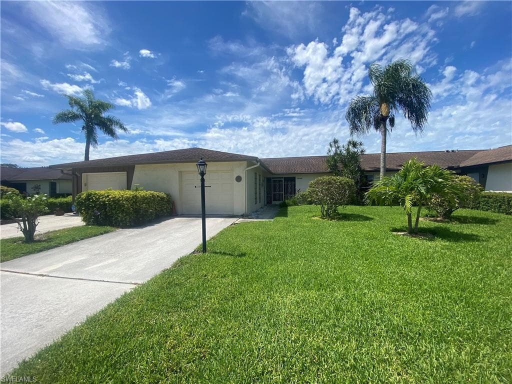 4688 Lakewood BLVD K-8 NAPLES, FL 34112