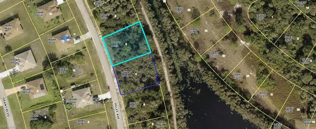 607 S Pelee AVE LEHIGH ACRES, FL 33974