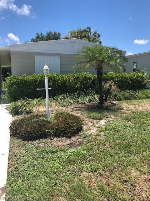 443 Riviera BLVD W NAPLES, FL 34112
