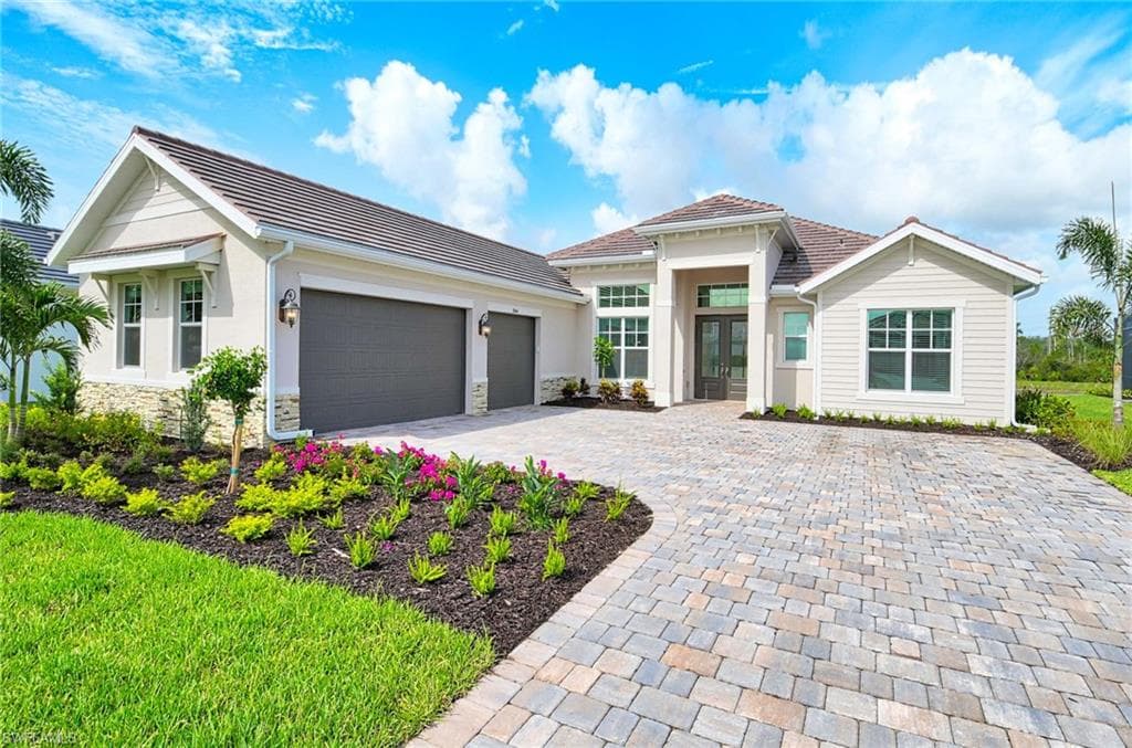 18444 WILDBLUE BLVD FORT MYERS, FL 33913
