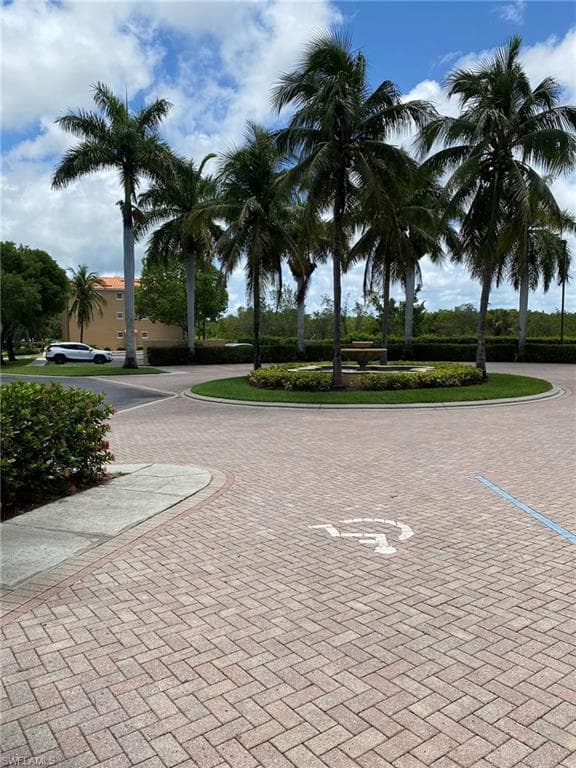 8736 River Homes LN 7-307 BONITA SPRINGS, FL 34135