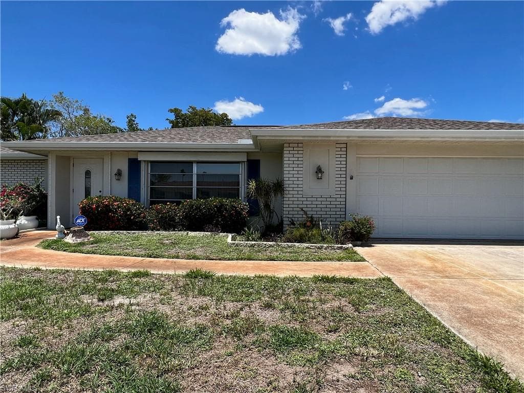 156 Concord DR NE PORT CHARLOTTE, FL 33952