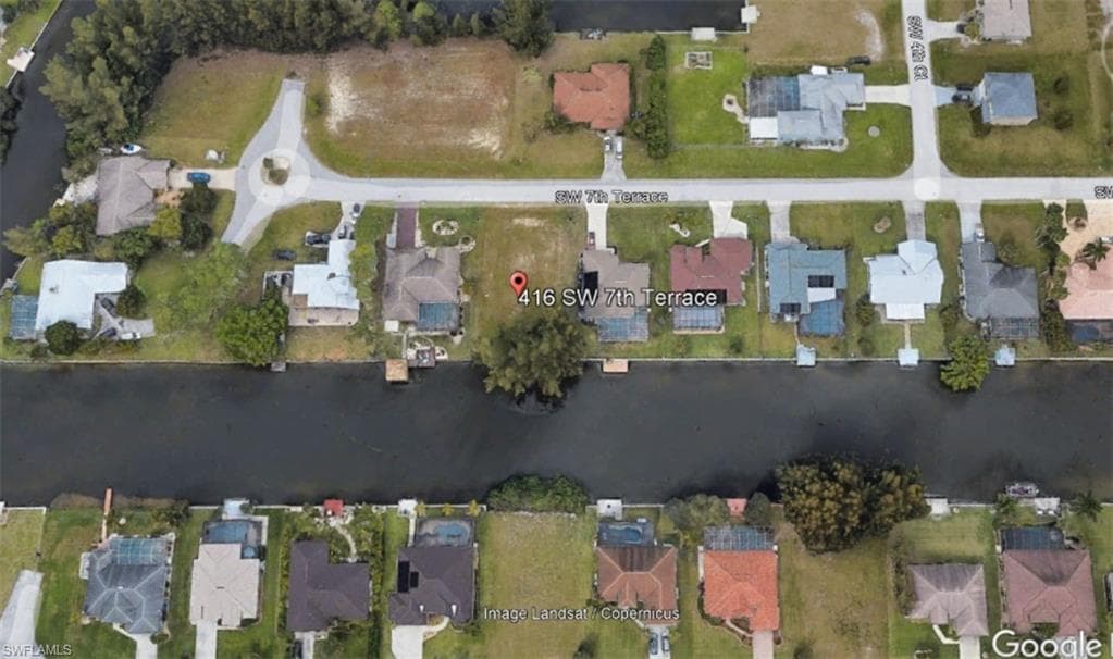 416 SW 7th TER CAPE CORAL, FL 33991