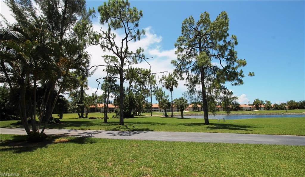 400 Forest Lakes BLVD 111 NAPLES, FL 34105
