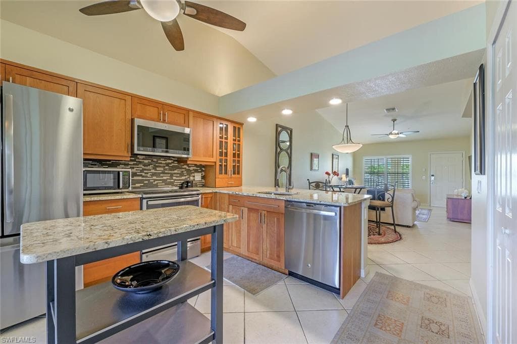 4945 Cougar CT S 4-203 NAPLES, FL 34109