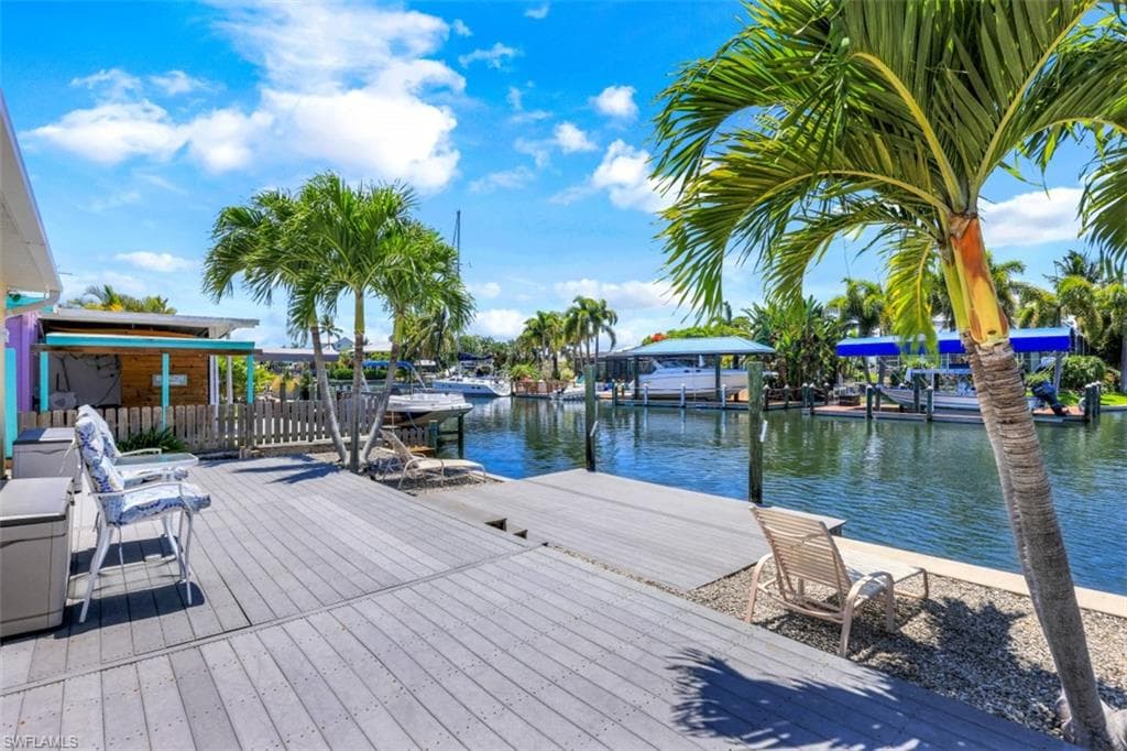 2471 Oleander ST ST. JAMES CITY, FL 33956