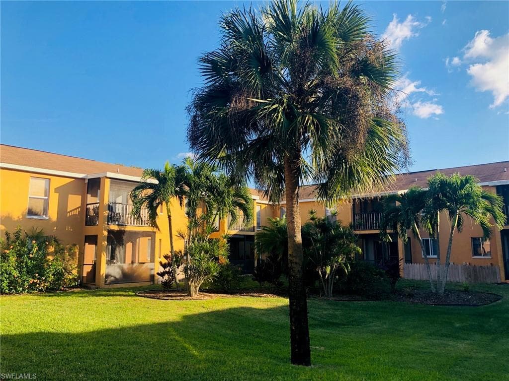 12660 Kenwood LN D FORT MYERS, FL 33907