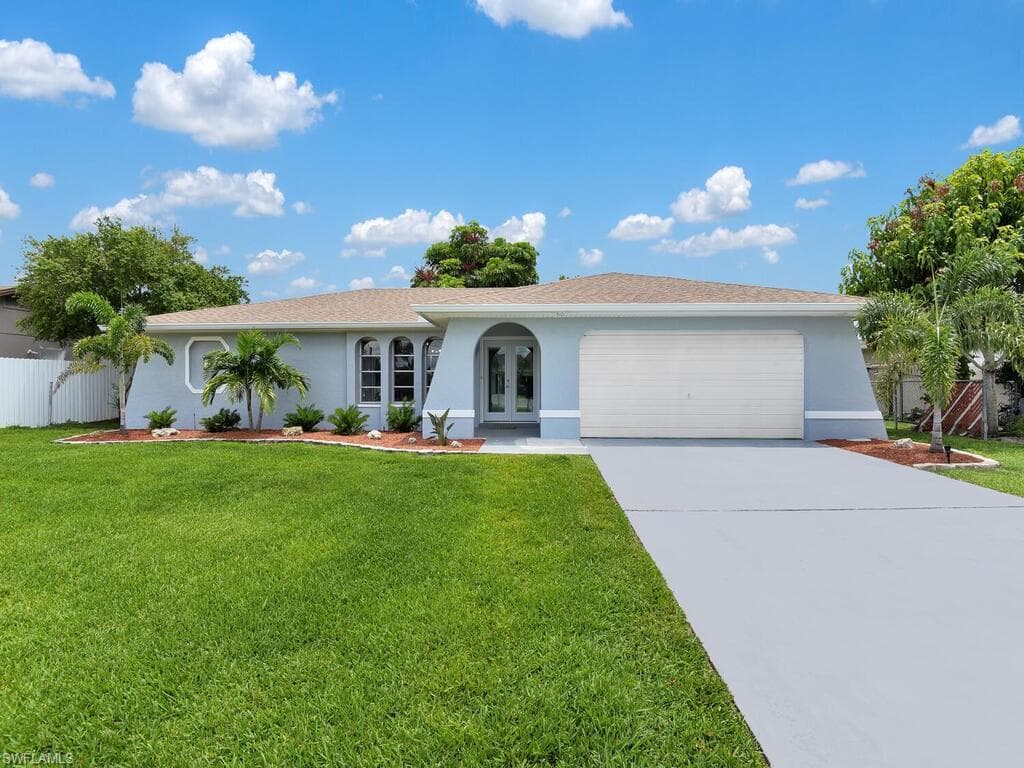 926 SE 26th TER CAPE CORAL, FL 33904