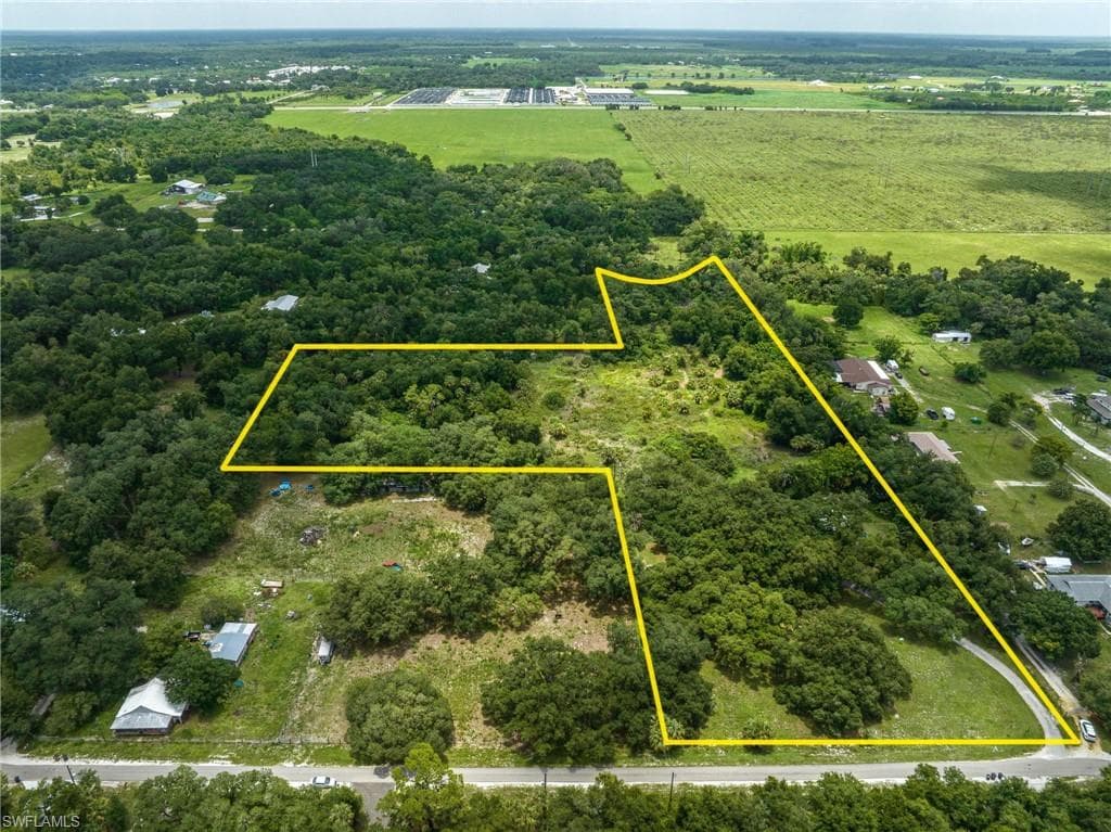 22491 Tuckahoe RD ALVA, FL 33920