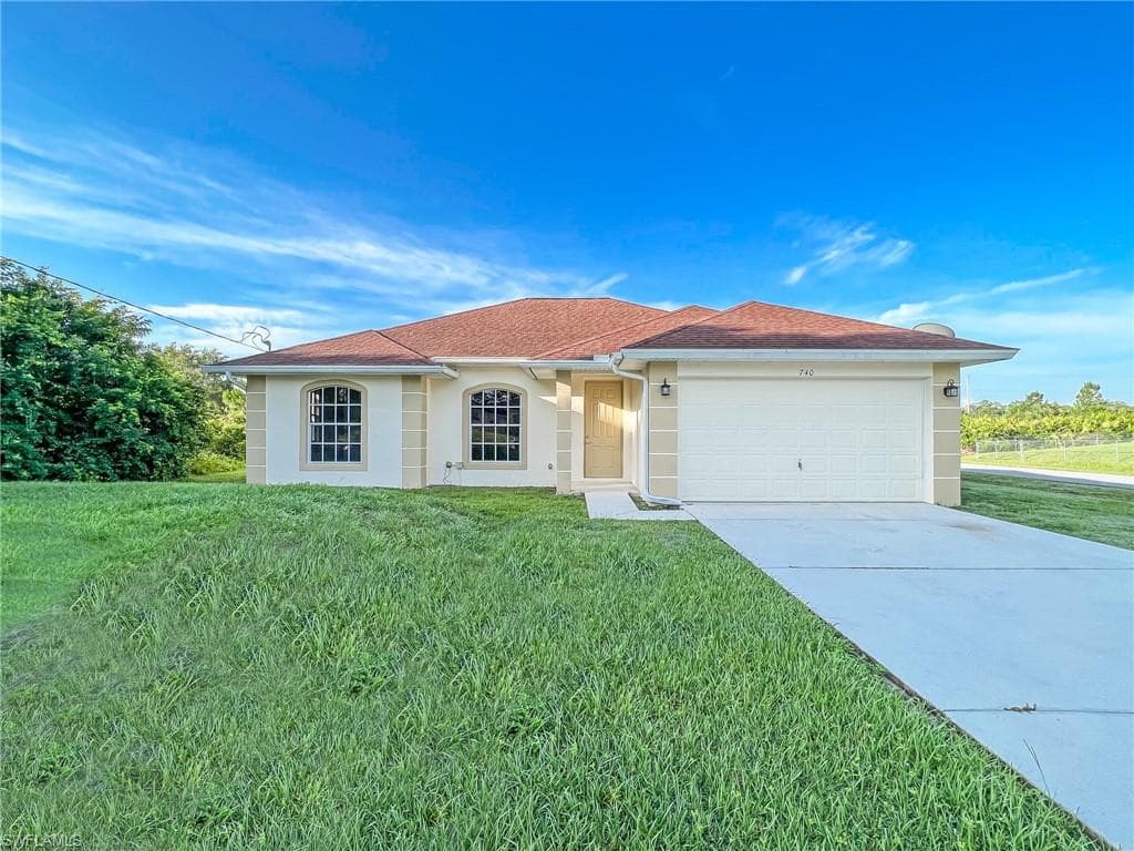 740 Clancy ST E LEHIGH ACRES, FL 33974