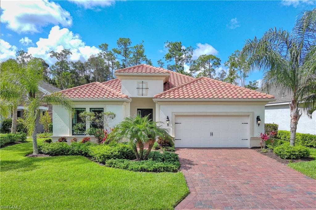 8273 Preserve Point DR FORT MYERS, FL 33912