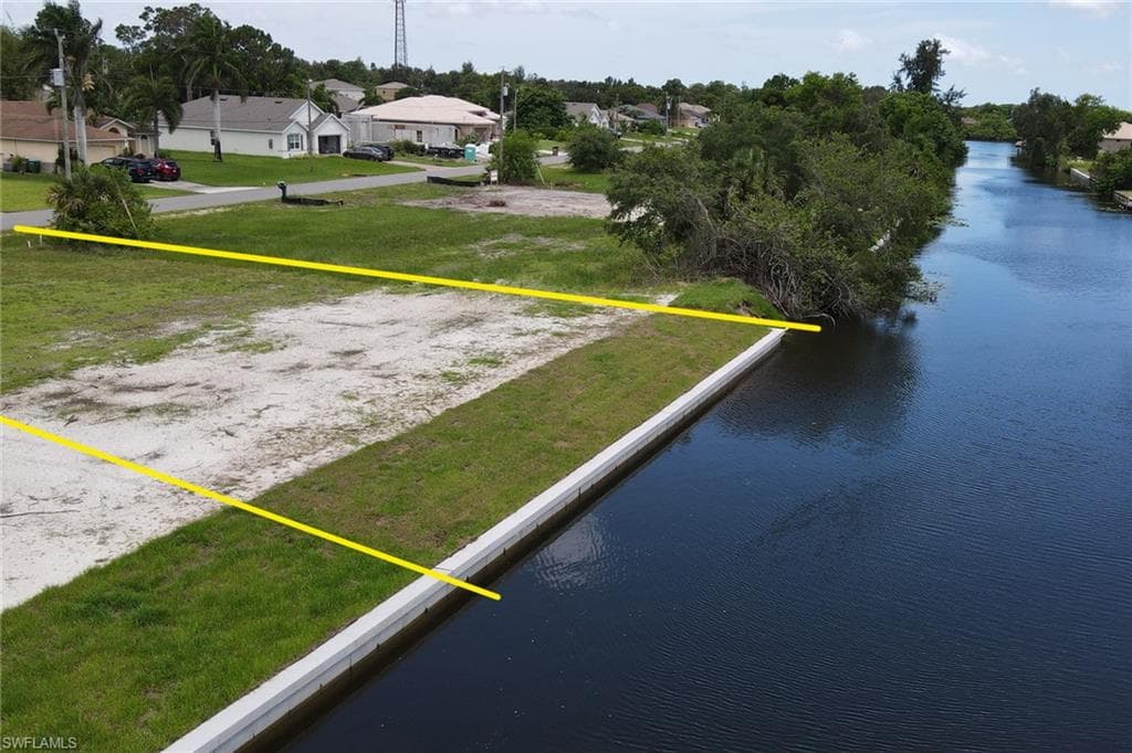336 SW 26th AVE CAPE CORAL, FL 33991