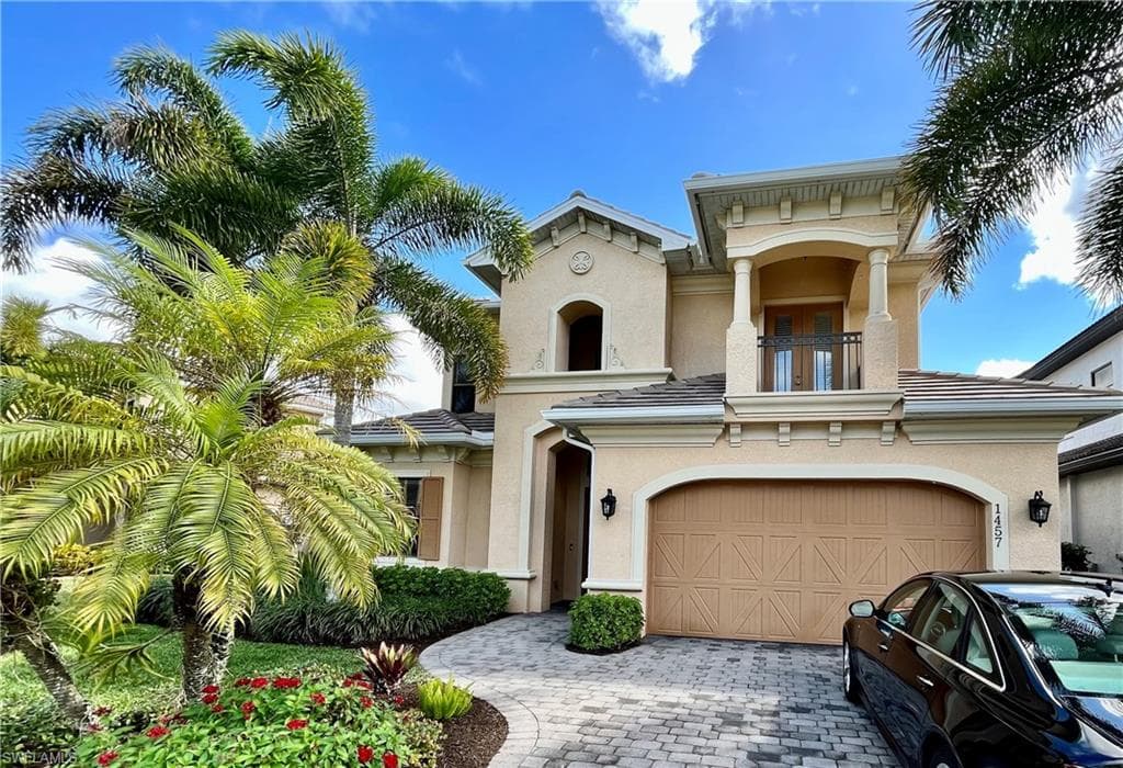 1457 Serrano CIR NAPLES, FL 34105