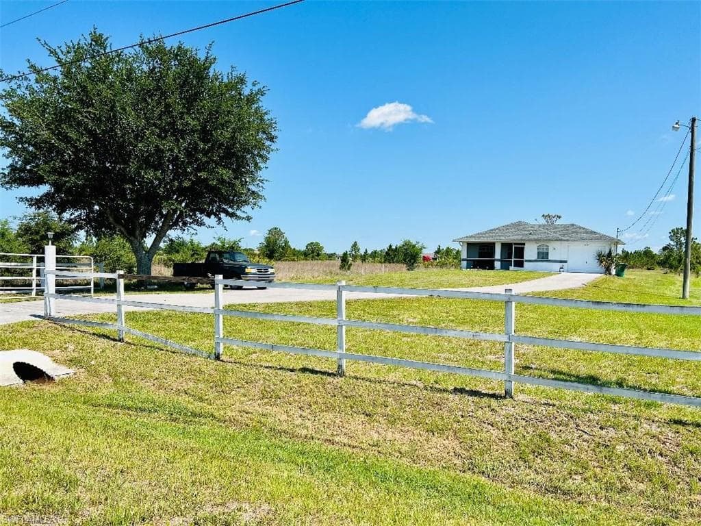 2625 43rd AVE NE NAPLES, FL 34120