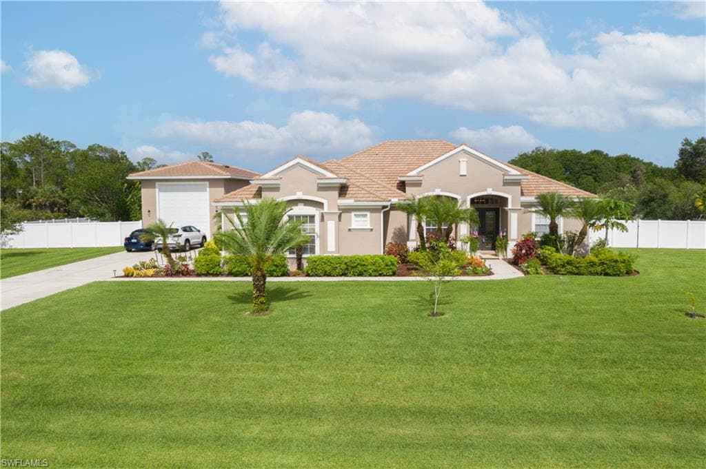 14111 Binghampton DR FORT MYERS, FL 33905