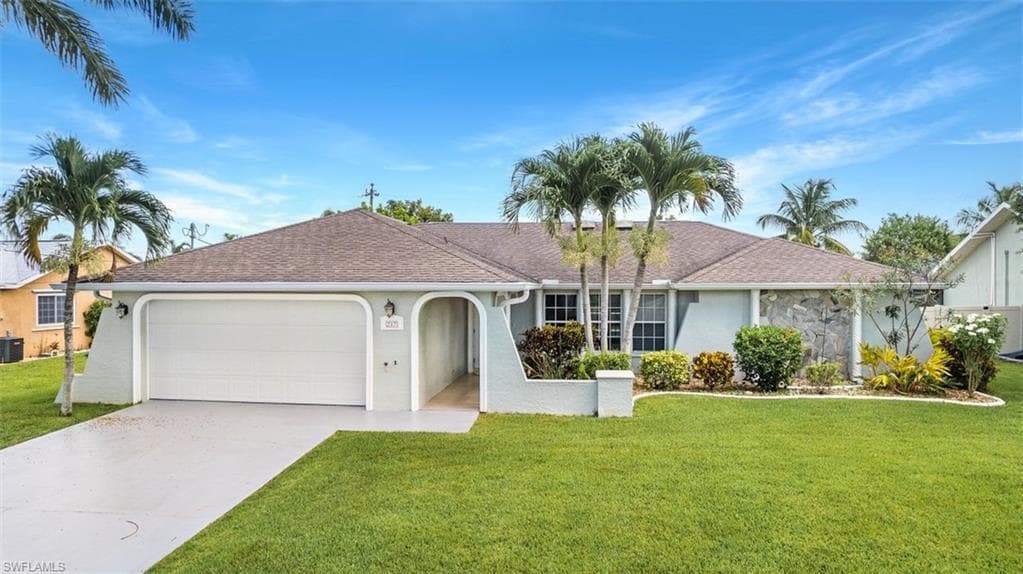 217 SW 38th ST CAPE CORAL, FL 33914