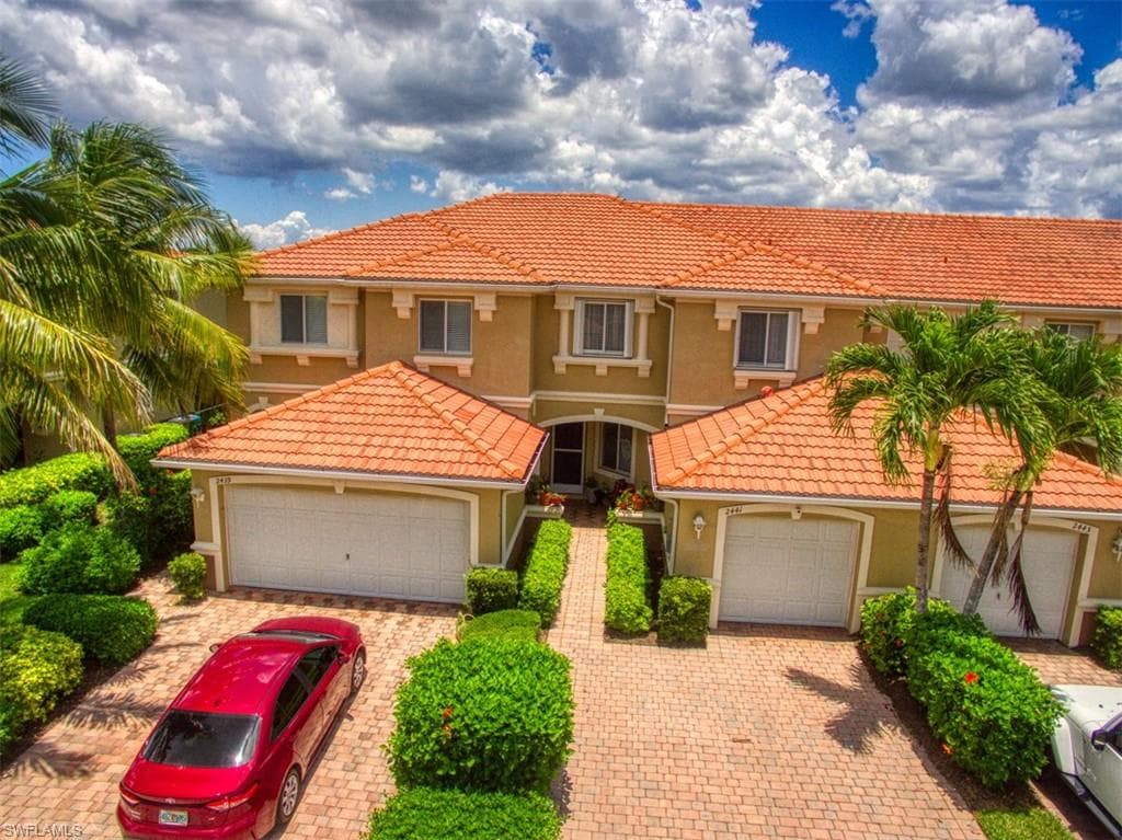 2441 Laurentina LN CAPE CORAL, FL 33909