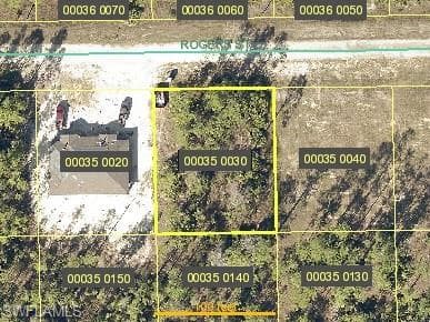 221-223 Rogers ST LEHIGH ACRES, FL 33972