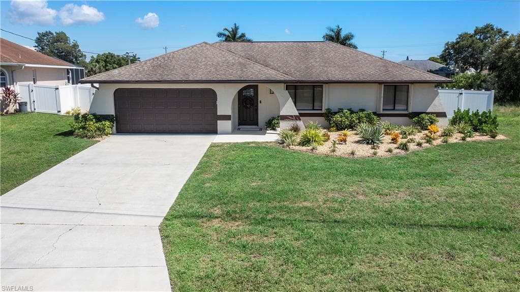 512 SW 31st TER CAPE CORAL, FL 33914