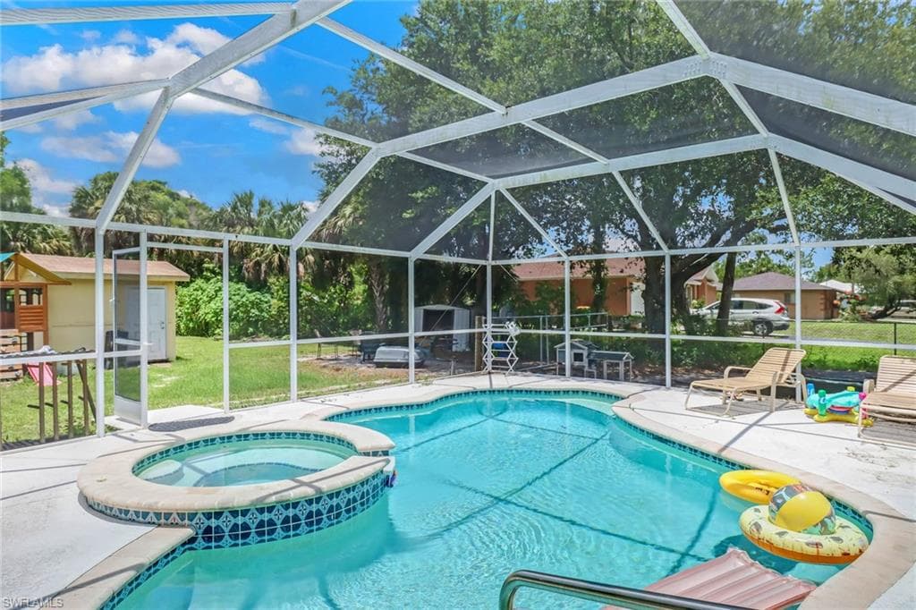 1411 19th ST SW NAPLES, FL 34117