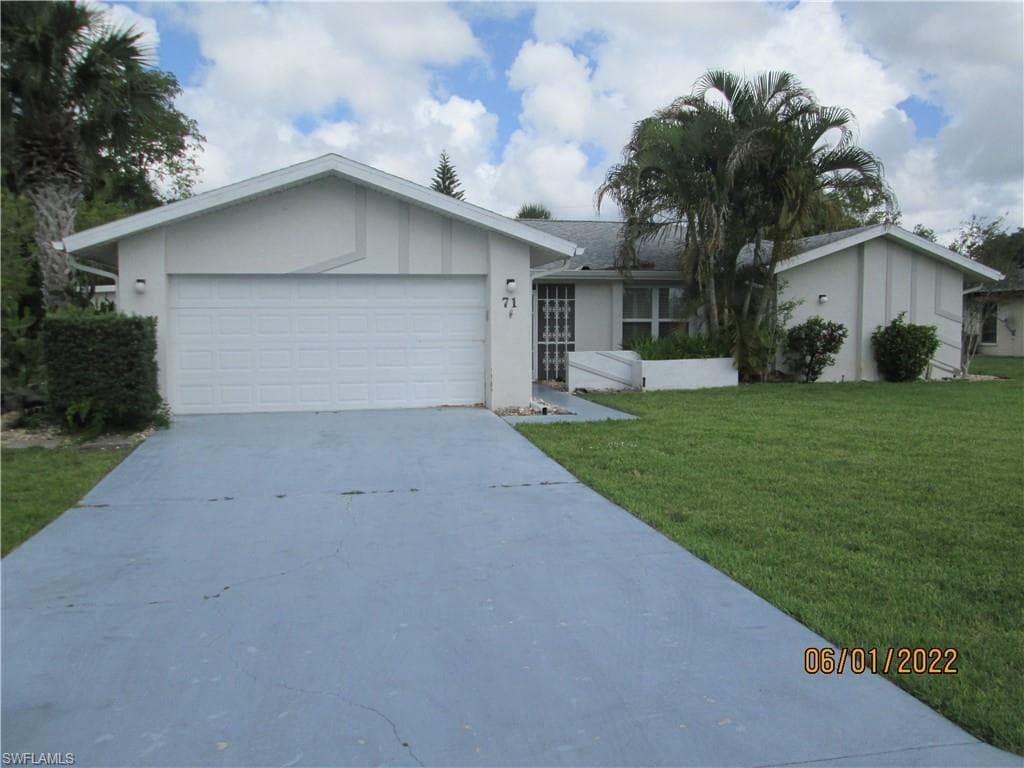 71 Pierce ST LEHIGH ACRES, FL 33936