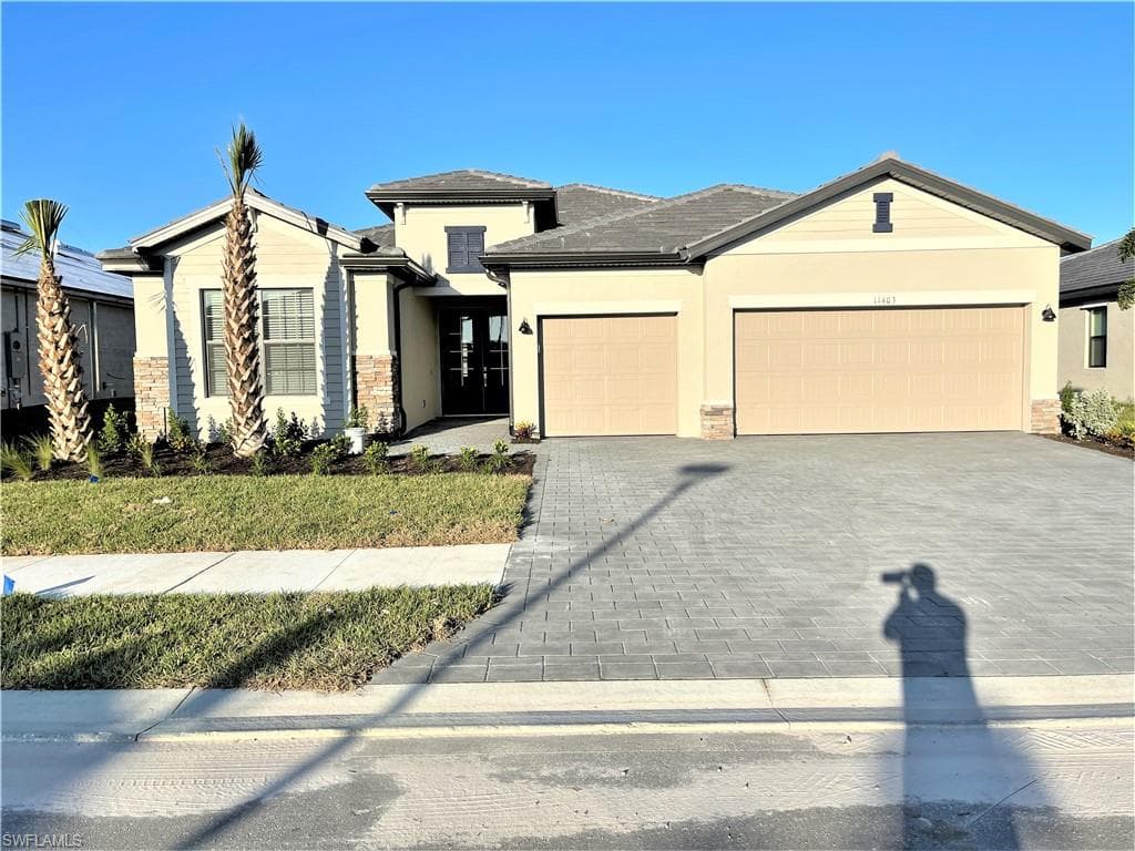 11403 Canopy LOOP FORT MYERS, FL 33913