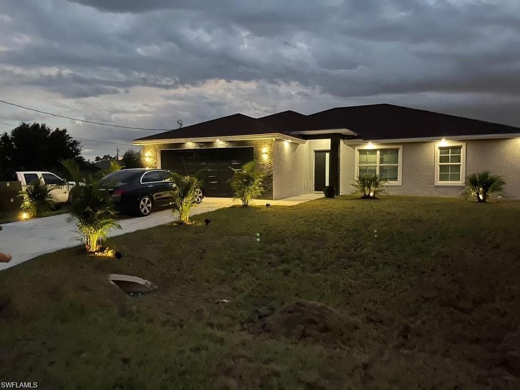 2011 Wanda AVE N LEHIGH ACRES, FL 33971