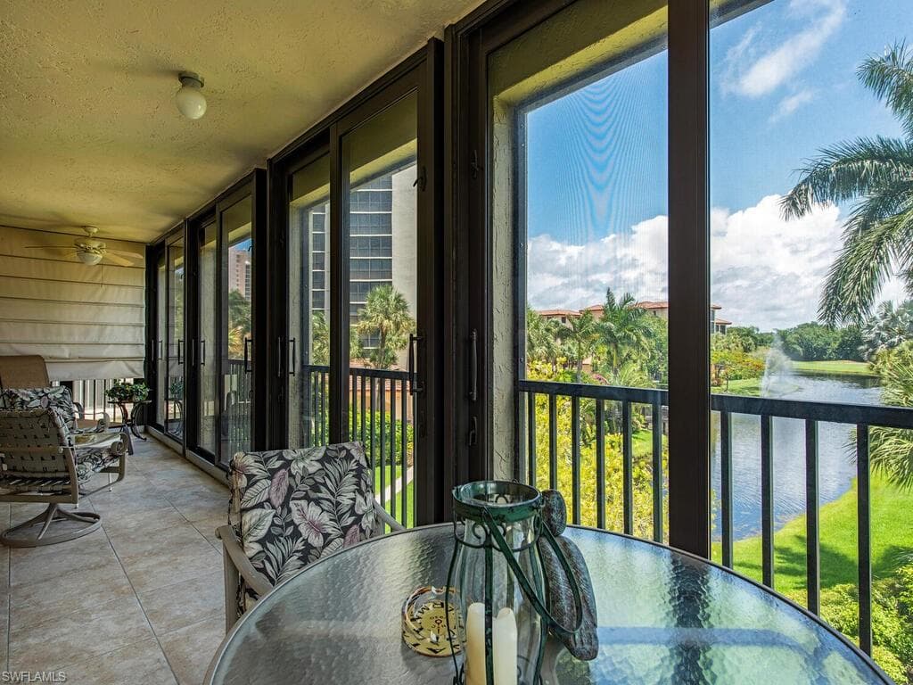 6040 Pelican Bay BLVD D-204 NAPLES, FL 34108