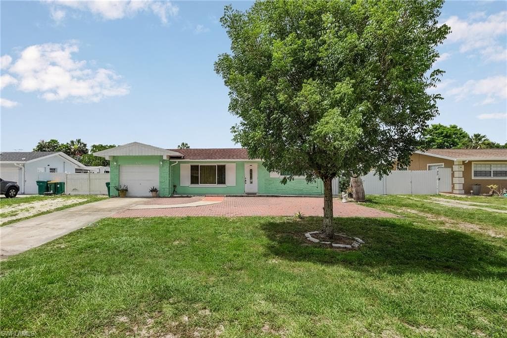 4232 22nd AVE SW NAPLES, FL 34116