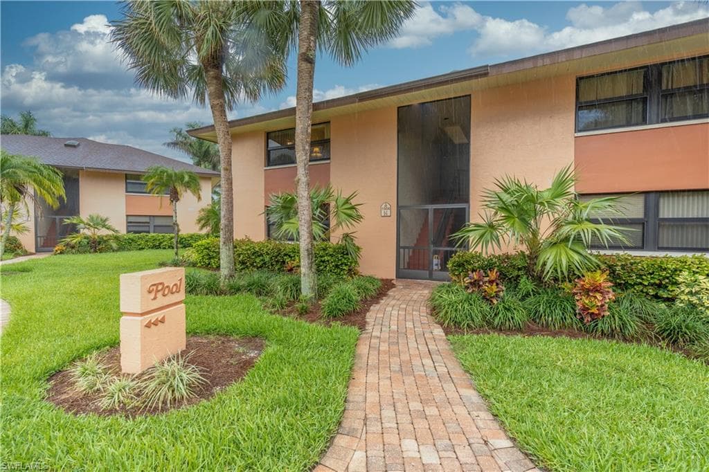 1504 Mainsail DR 14-D #8 NAPLES, FL 34114