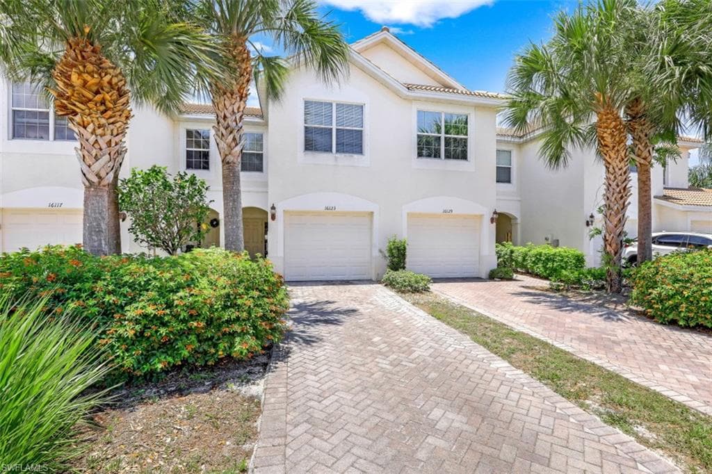16123 Ravina WAY 32 NAPLES, FL 34110