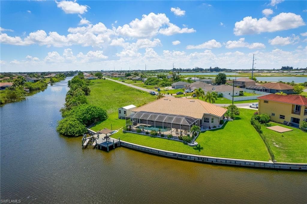 814 NW 11th PL CAPE CORAL, FL 33993